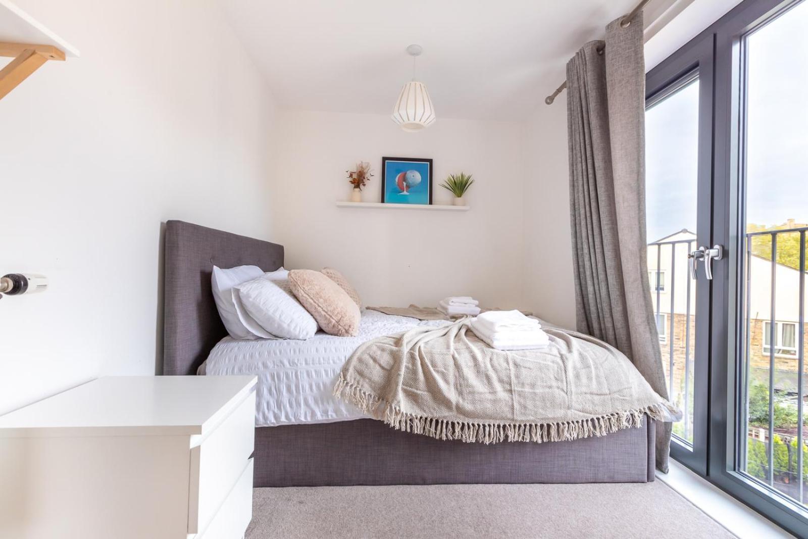 Modern 2bd Flat Near Victoria * Londra