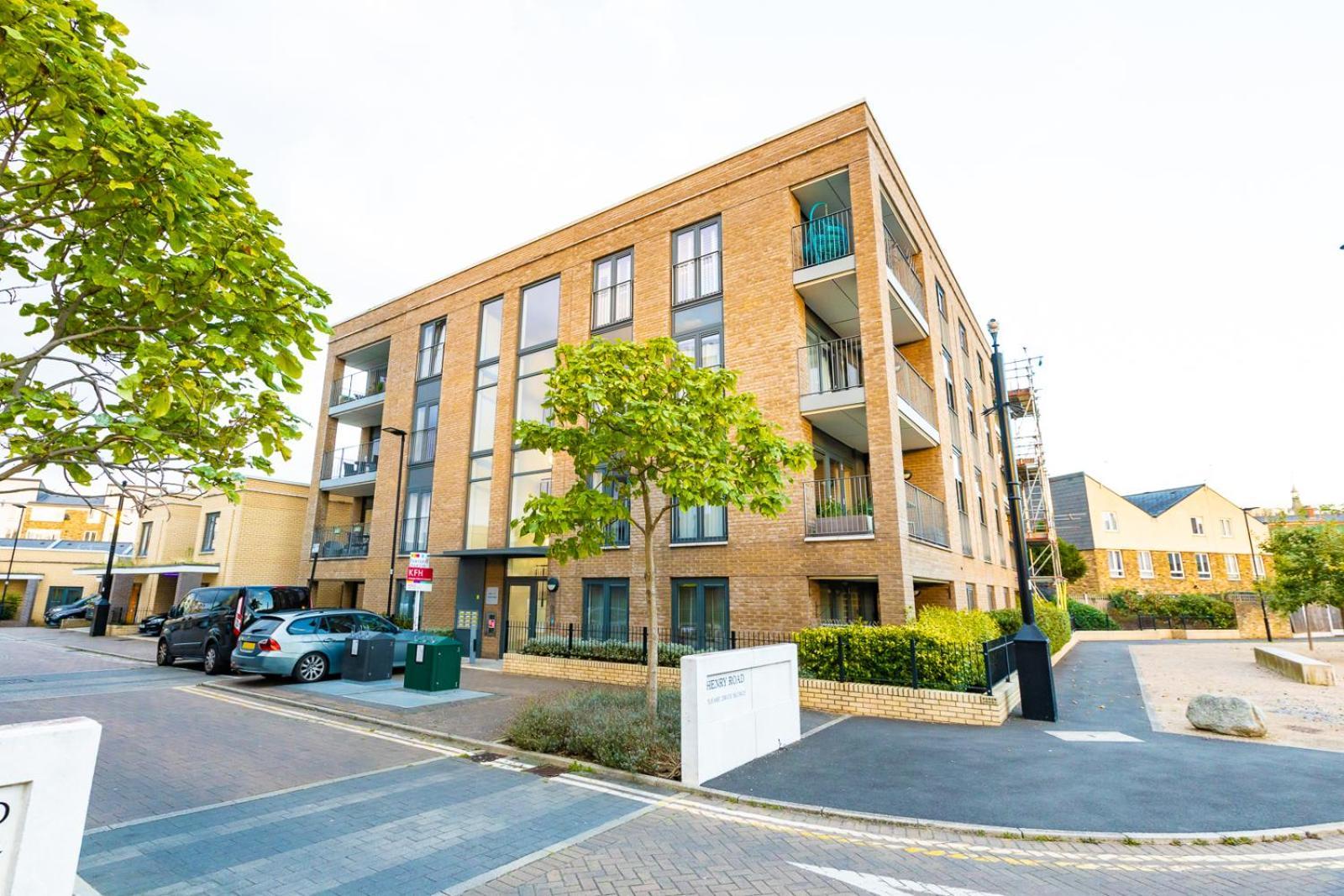 Modern 2bd Flat Near Victoria Apartament Londra